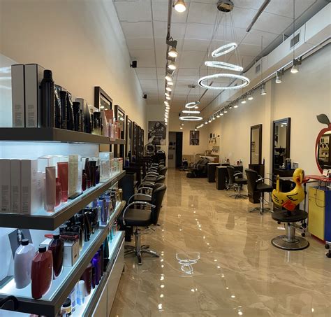 studio diva salon & spa|More.